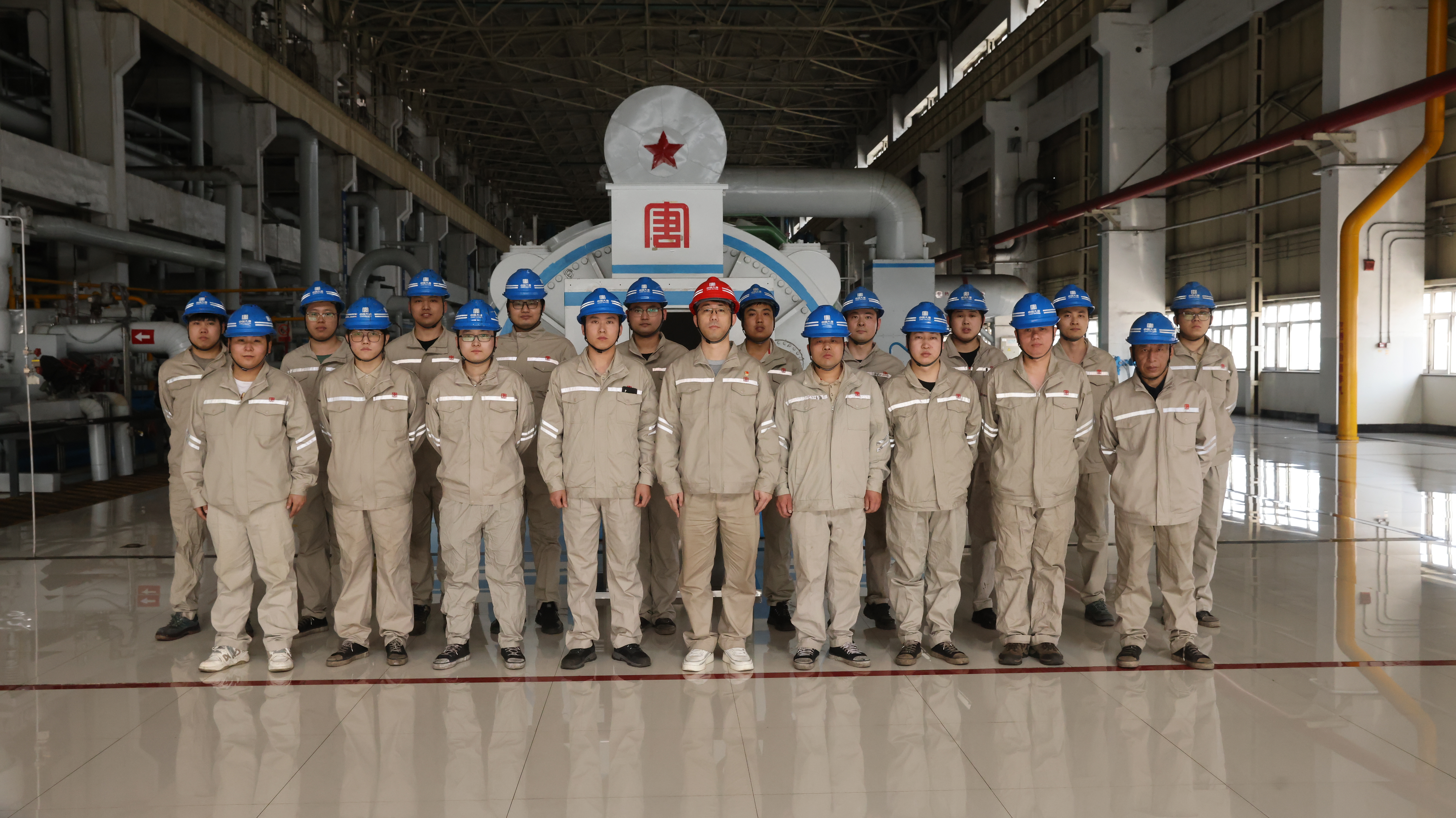 1684204959865017968.jpg 汽机专业集体照片1.jpg