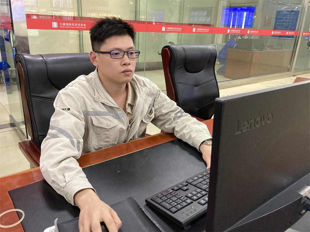 【奋斗大唐人】p站视频
技术能手｜王磊：坚持终会抵达梦想彼岸 (2).jpg